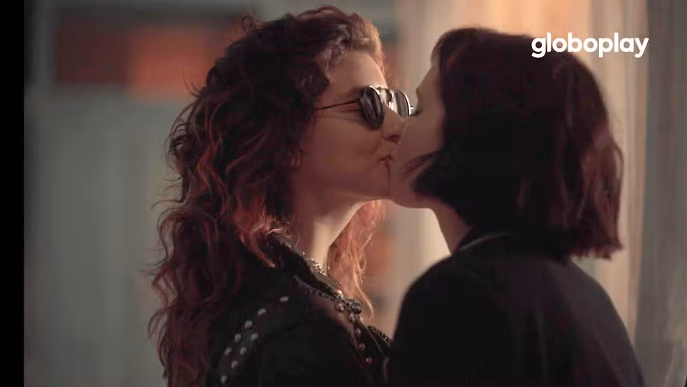 Flora x Luna, Flora x Celina